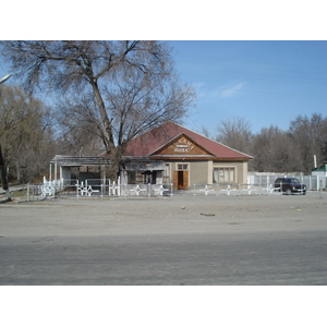 照片 哈萨克斯坦(Kazakhstan) 阿拉木图至恰伦峡谷公路(Almaty to Charyn Canyon road) 2007-03 9