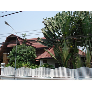 照片 泰国(Thailand) 清迈(Chiang Mai) 护城河内(Inside Canal) 拉查丹嫩路（步行街）(Rad Cha Dom Nurn (Walking Street)) 2006-04 2