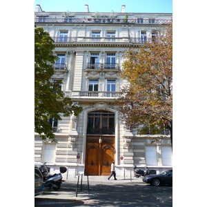 照片 法国(France) 巴黎(Paris) 奥什大街(Avenue Hoche) 2007-09 26