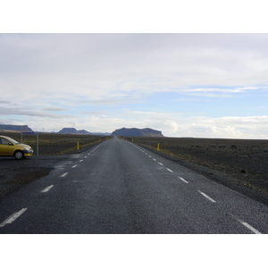 照片 冰岛(Iceland) 迪霍拉伊(Dyrholaey) 2003-03 10