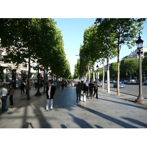 照片 法国(France) 巴黎(Paris) 香榭丽舍大街(Champs Elysees) 2007-04 24