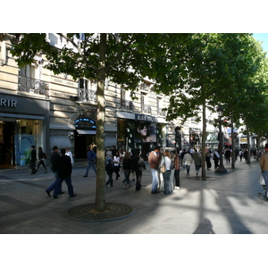 照片 法国(France) 巴黎(Paris) 香榭丽舍大街(Champs Elysees) 2007-04 4