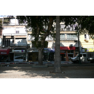 照片 以色列(Israel) 特拉维夫(Tel Aviv) 耶路撒冷街(Yerushalyim Street) 2007-06 19
