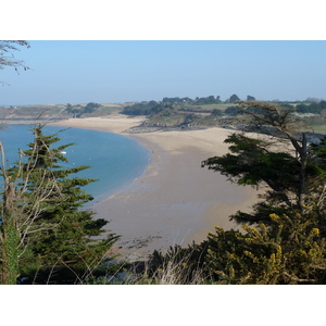 照片 法国(France) 圣库隆(St Coulomb) 2010-04 20