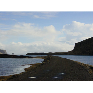 照片 冰岛(Iceland) 迪霍拉伊(Dyrholaey) 2003-03 19