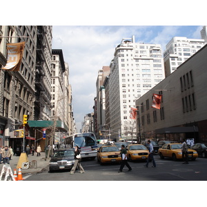 照片 美国(United States) 纽约(New York) 沿第五大道而下(down the 5th Avenue) 2006-03 54