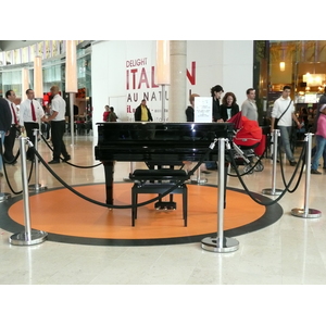 照片 法国(France) 巴黎(Paris) 拉德芳斯(La Defense) 四季购物中心(Les Quatre Temps) 2007-05 48