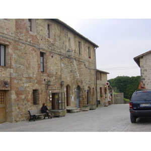 照片 意大利(Italy) 蒙泰里焦尼(Monteriggioni) 2004-03 13