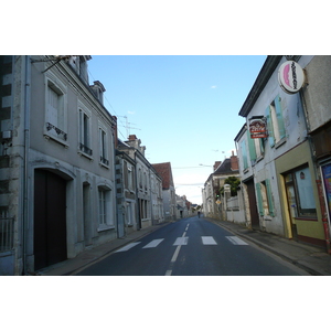 照片 法国(France) 昂布瓦斯(Amboise) 昂布瓦斯至布卢瓦公路(Amboise to blois road) 2008-04 26
