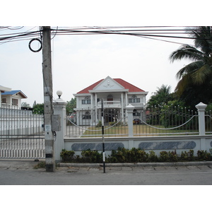 照片 泰国(Thailand) 清迈(Chiang Mai) 护城河内(Inside Canal) 三兰路(Sam Lan Road) 2006-04 14