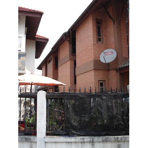 照片 泰国(Thailand) 清迈(Chiang Mai) 护城河内(Inside Canal) 2006-04 2