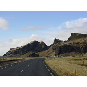 照片 冰岛(Iceland) 塞里雅兰瀑布(Seljarlandsfoss) 2003-03 8