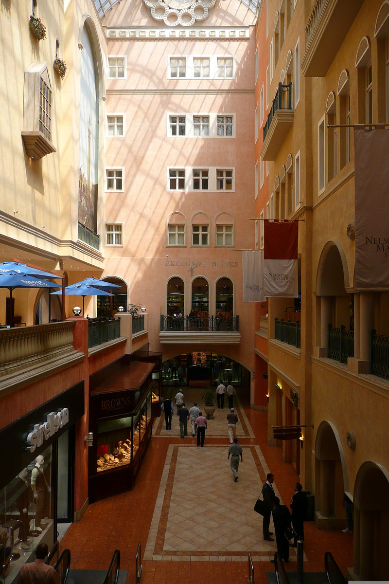 照片 南非(South Africa) 约翰内斯堡(Johannesburg) 纳尔逊·曼德拉购物中心(Nelson Mandela Mall) 2008-09 11