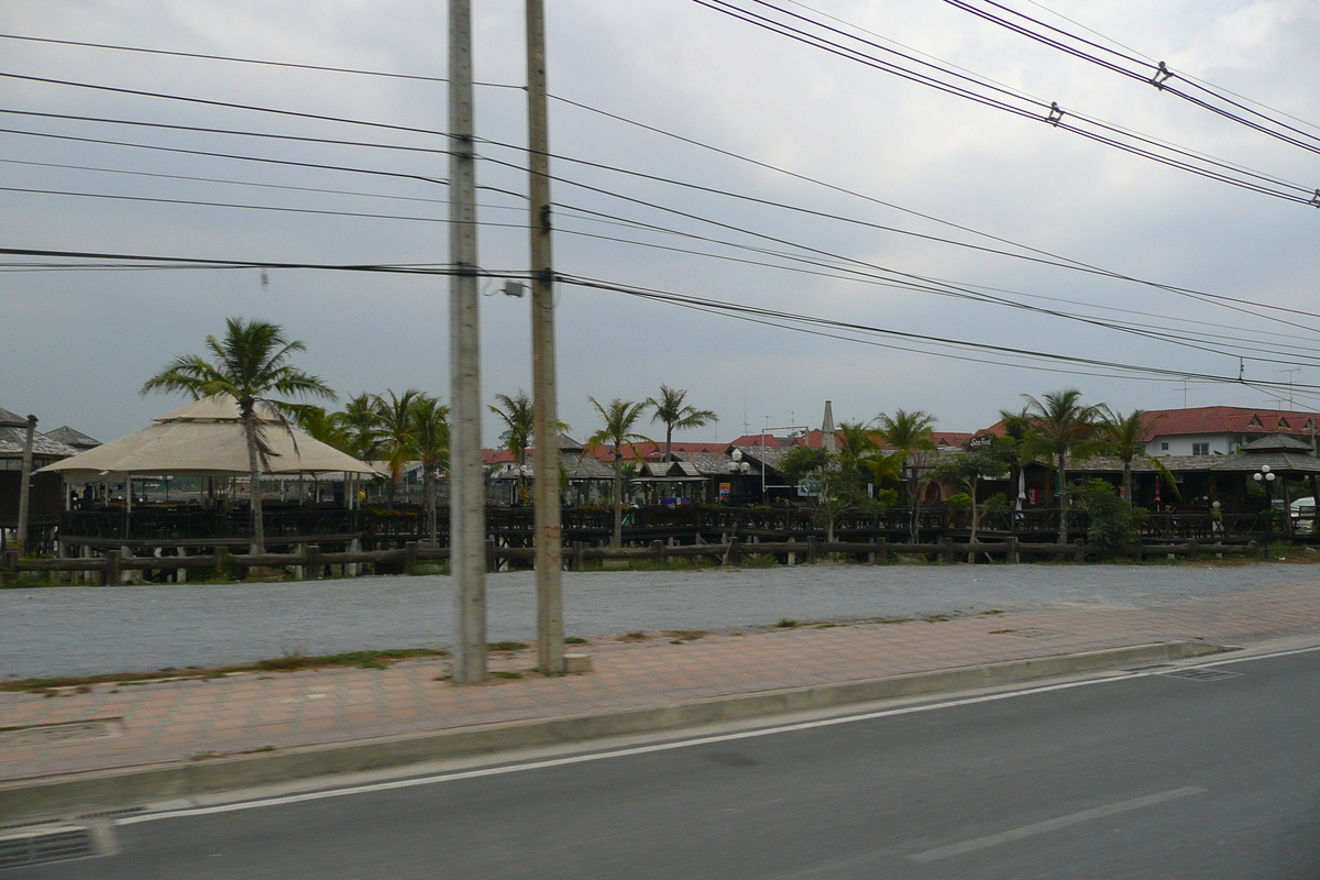 照片 泰国(Thailand) 春武里(Chonburi) 素坤逸路(Sukhumvit road) 2008-01 47