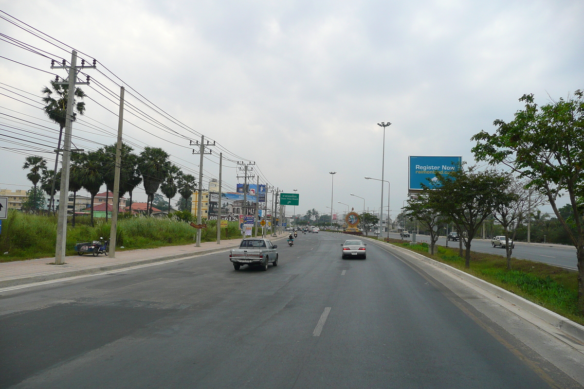 照片 泰国(Thailand) 春武里(Chonburi) 素坤逸路(Sukhumvit road) 2008-01 104