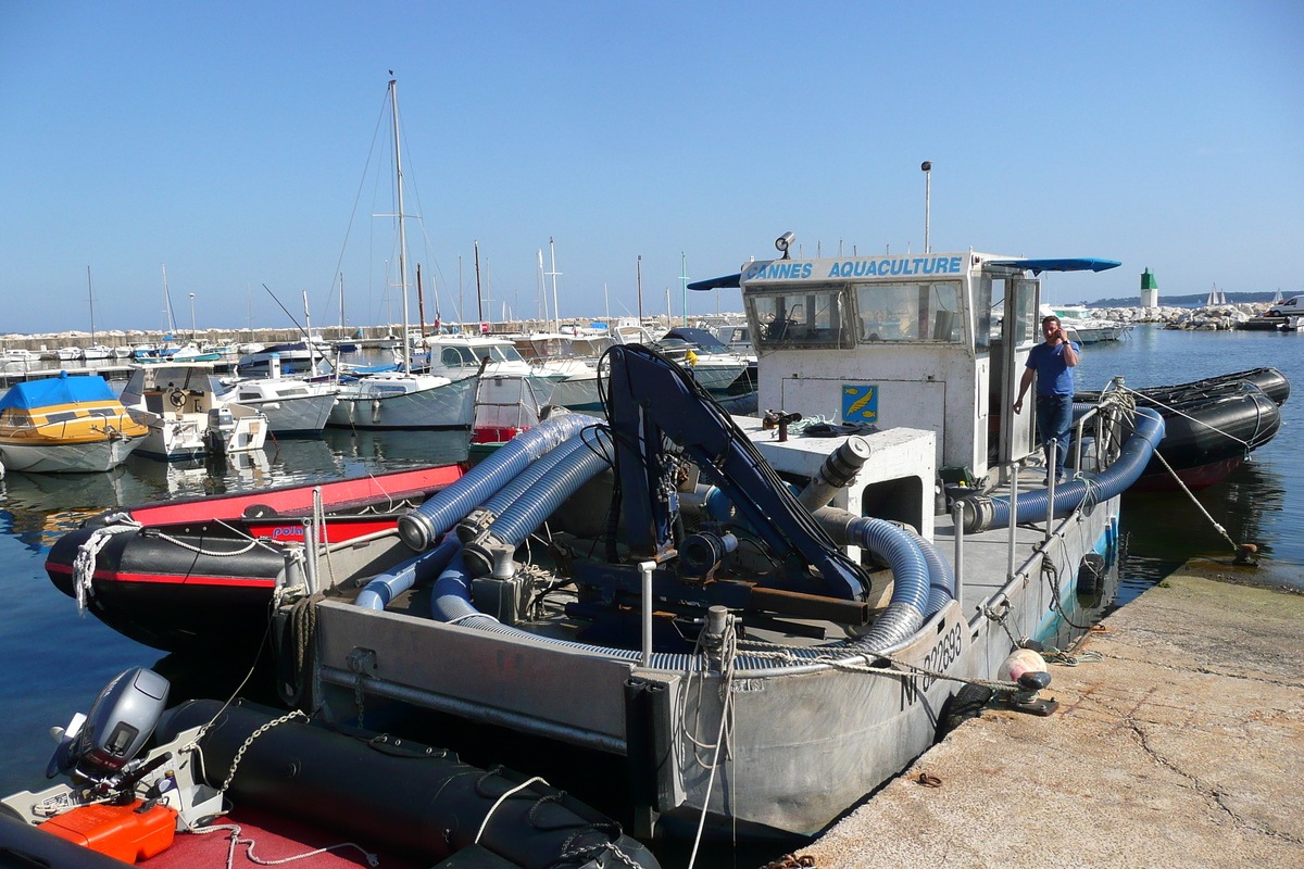 照片 法国(France) 戛纳(Cannes) 加扎涅尔海滩(Plage Gazagnaire) 2008-03 13