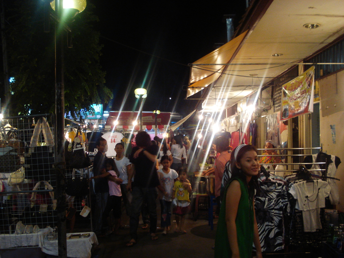 照片 泰国(Thailand) 彭世洛(Phitsanulok) 普塔布查(Puttabucha) 2008-01 29