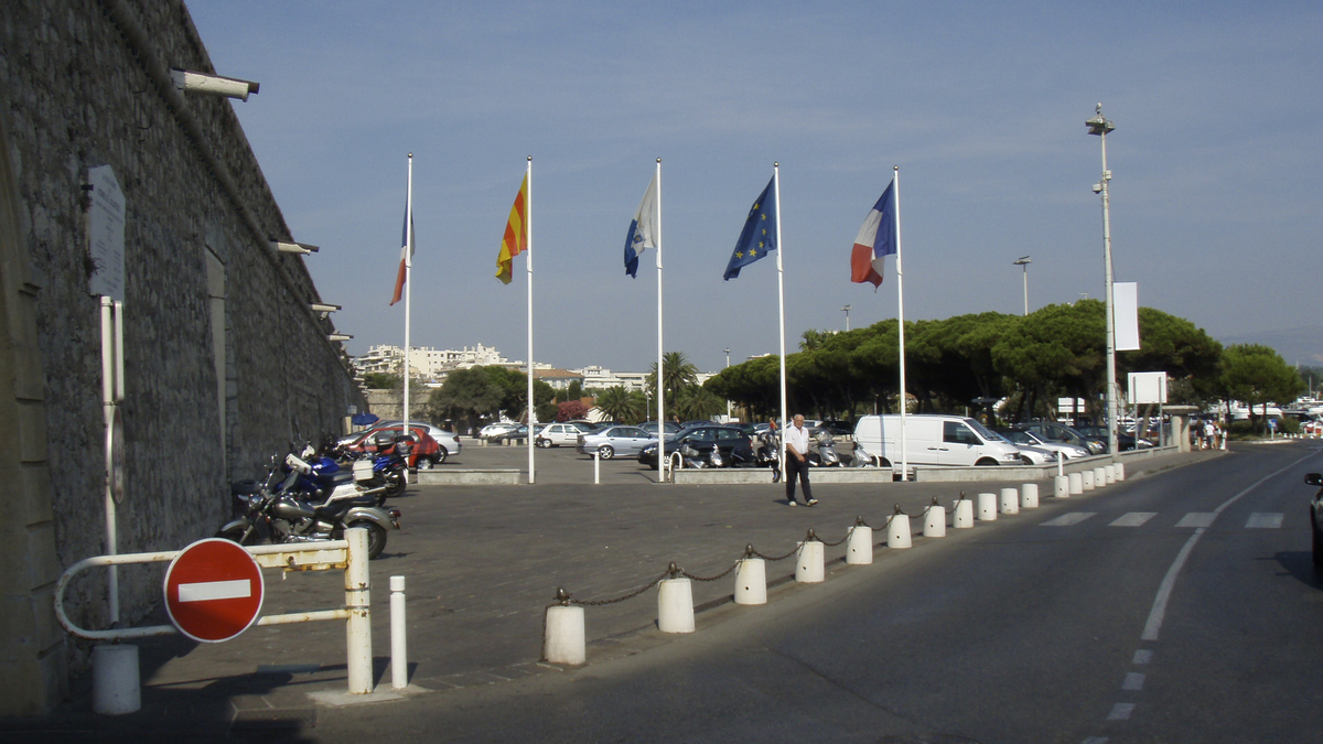 照片 法国(France) 昂蒂布(Antibes) 阿吉永大道(Boulevard Aguillon) 2007-08 35