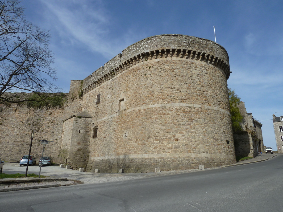 照片 法国(France) 迪南(Dinan) 迪南城墙(Dinan city walls) 2010-04 2