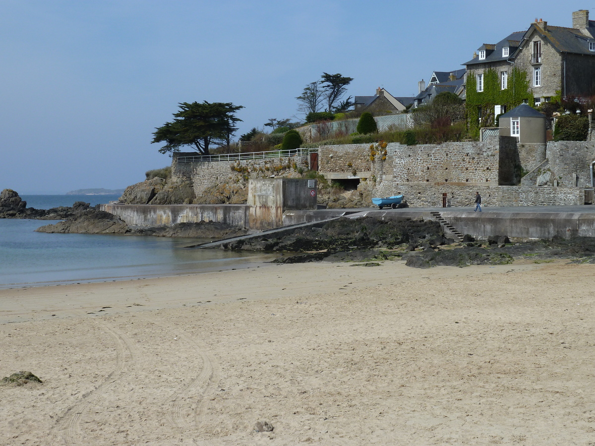 照片 法国(France) 罗特讷夫(Rotheneuf) 2010-04 15