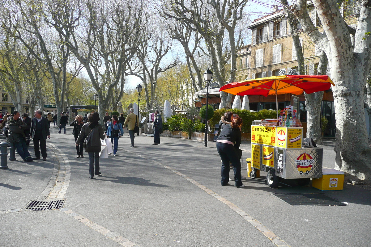 照片 法国(France) 普罗旺斯地区艾克斯(Aix en Provence) 戴高乐将军广场(Place du General de Gaulle) 2008-04 9