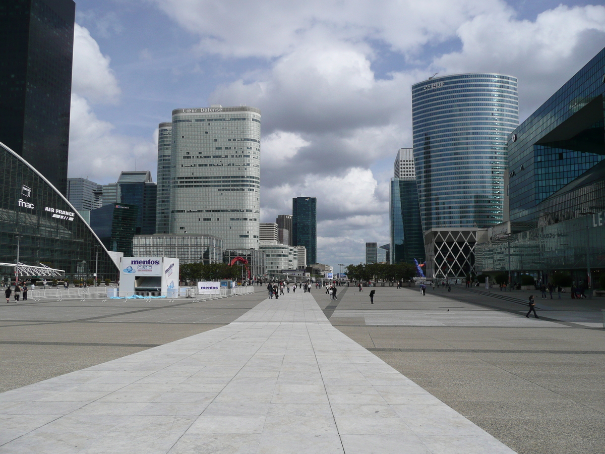 照片 法国(France) 巴黎(Paris) 拉德芳斯(La Defense) 2007-05 102