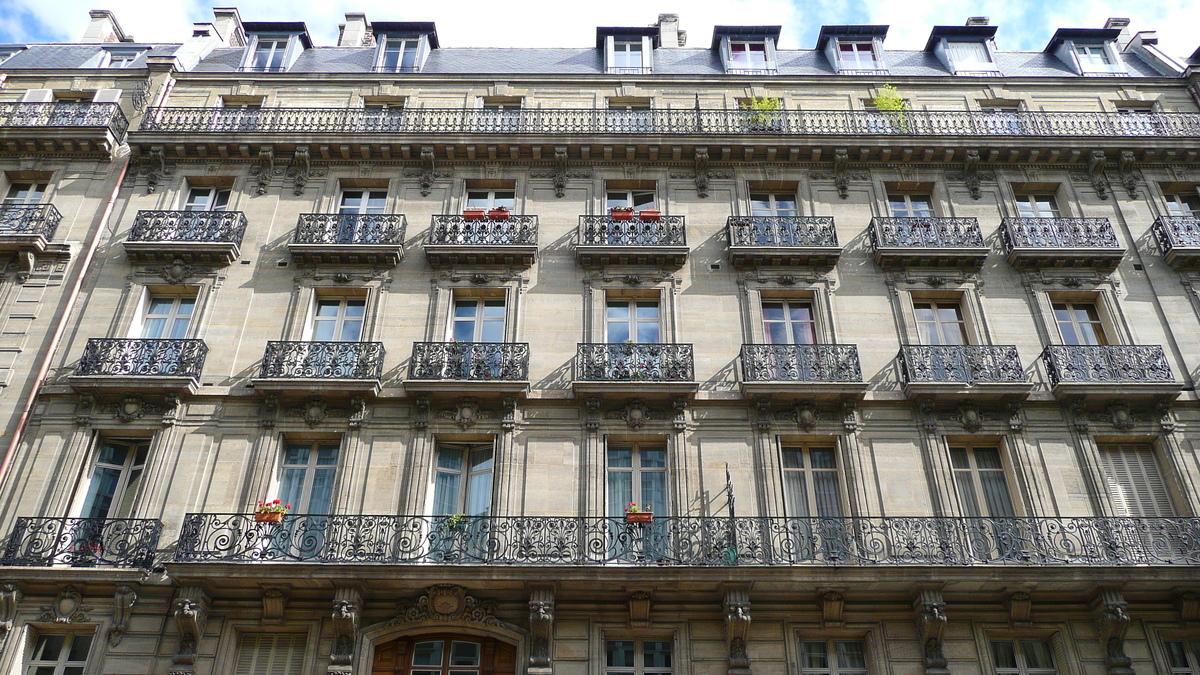 照片 法国(France) 巴黎(Paris) 第十七区(17th Arrondissement) 茹弗鲁瓦·达邦街(Rue Jouffroy d'Abbans) 2007-05 25