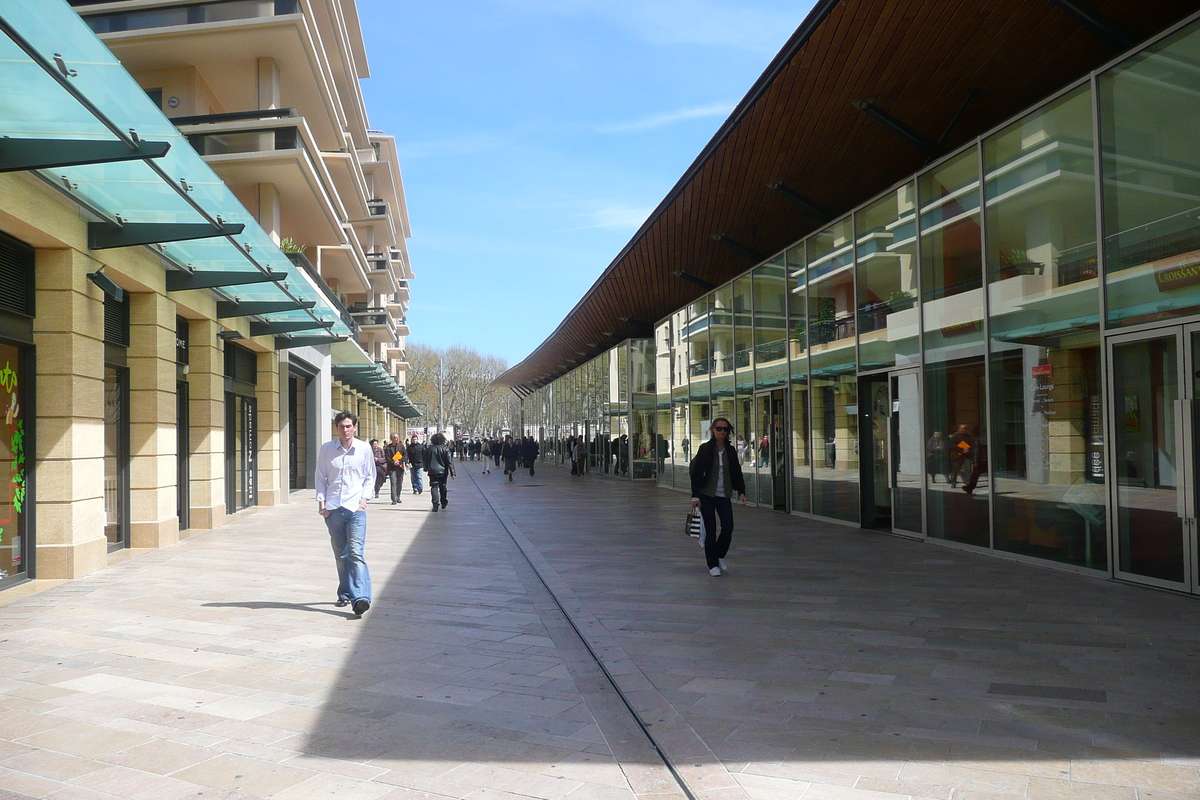 照片 法国(France) 普罗旺斯地区艾克斯(Aix en Provence) 艾克斯西区(Aix West) 2008-04 38
