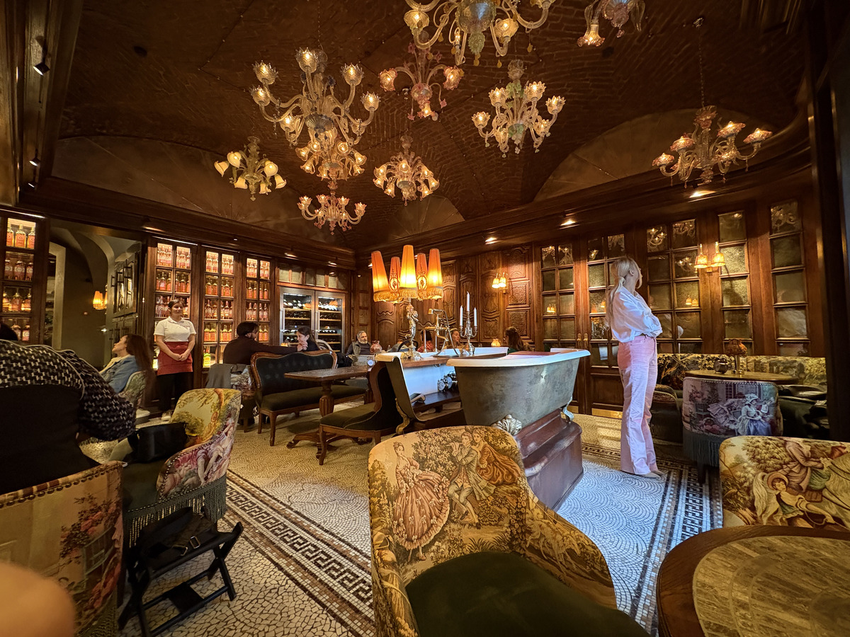 照片 乌克兰(Ukraine) 利沃夫(Lviv) 餐厅(Restaurants) 2024-10 24
