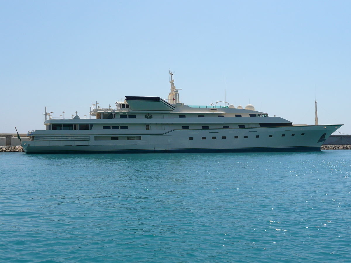 照片 法国(France) 昂蒂布(Antibes) 沃邦港(Port Vauban) 2007-07 27