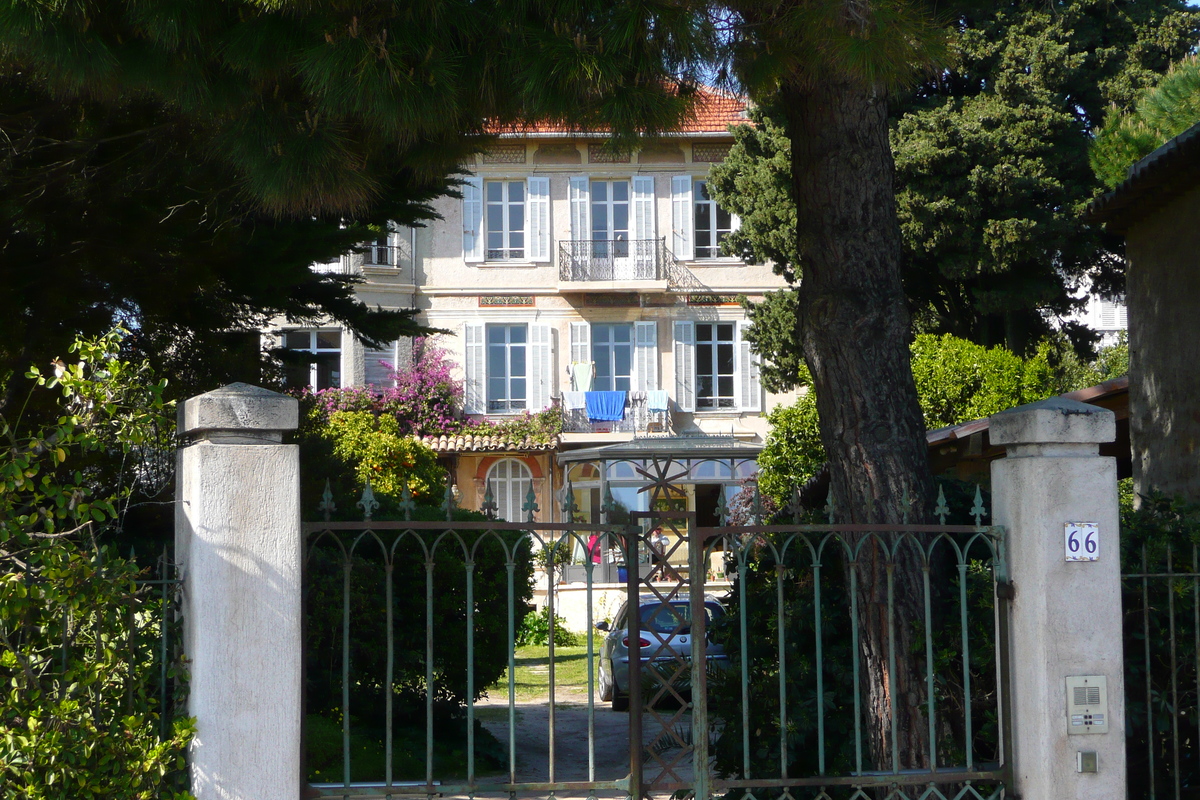 照片 法国(France) 戛纳(Cannes) 加扎涅尔海滩(Plage Gazagnaire) 2008-03 79