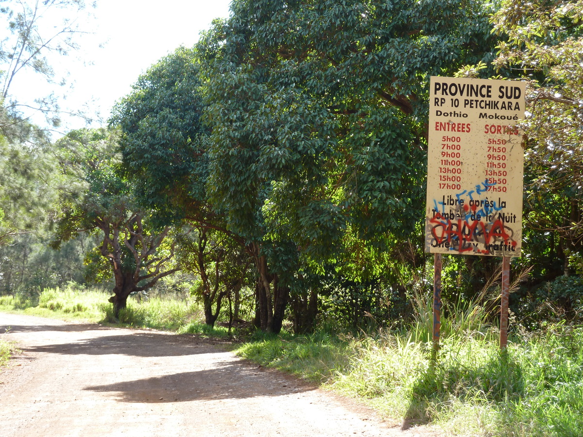 照片 新喀里多尼亚(New Caledonia) 蒂奥至卡纳拉公路(Thio to Canala road) 2010-05 20
