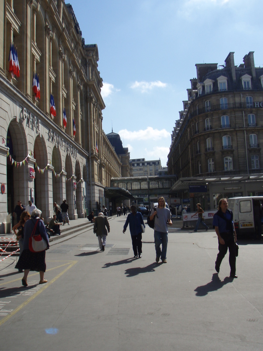 照片 法国(France) 巴黎(Paris) 圣拉扎尔火车站(Gare St Lazare) 2007-07 27
