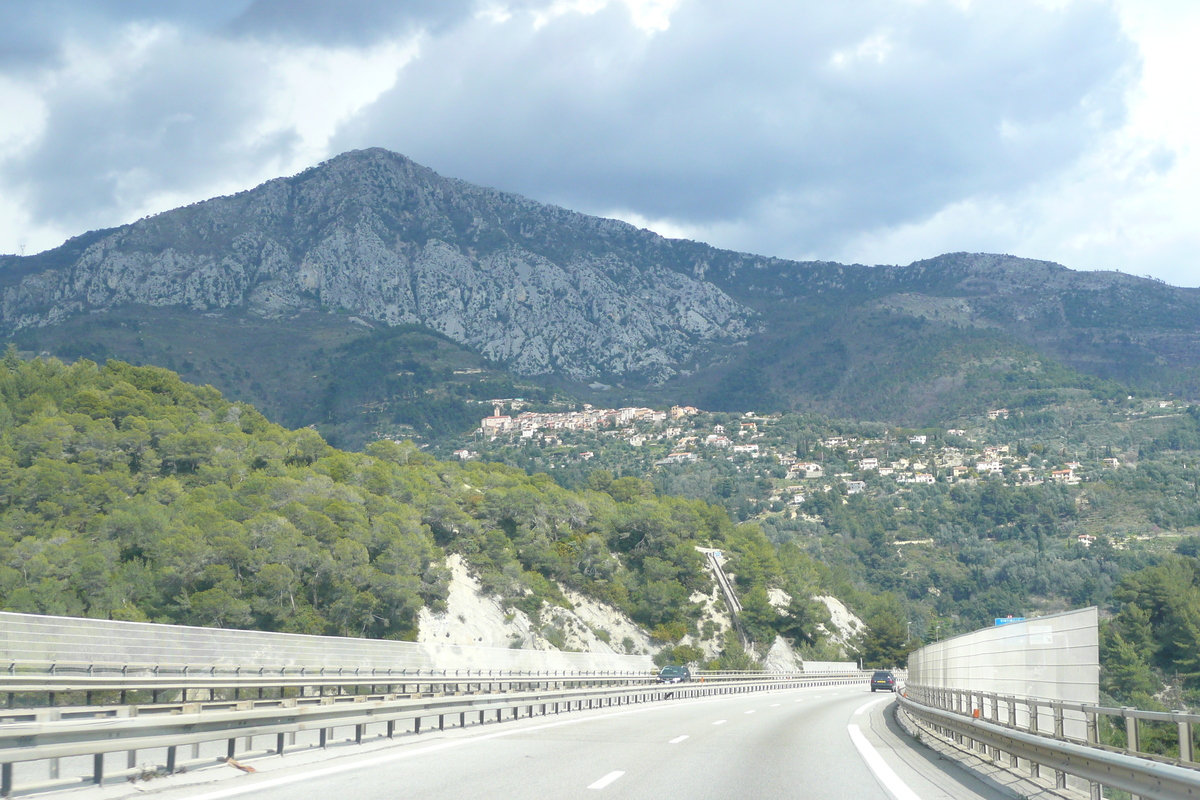 照片 法国(France) 蔚蓝海岸(French Riviera) 尼斯至芒通公路(Nice to Menton road) 2008-03 85