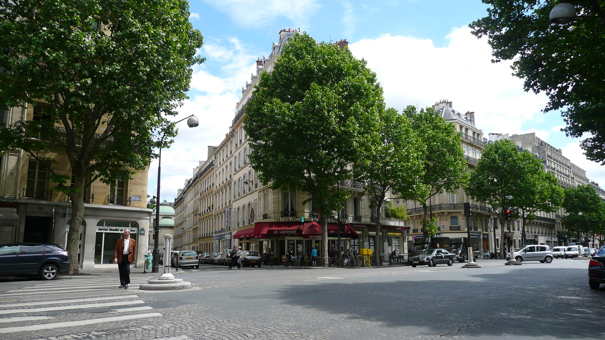 照片 法国(France) 巴黎(Paris) 马勒泽布大道(Boulevard Malesherbes) 2007-05 29