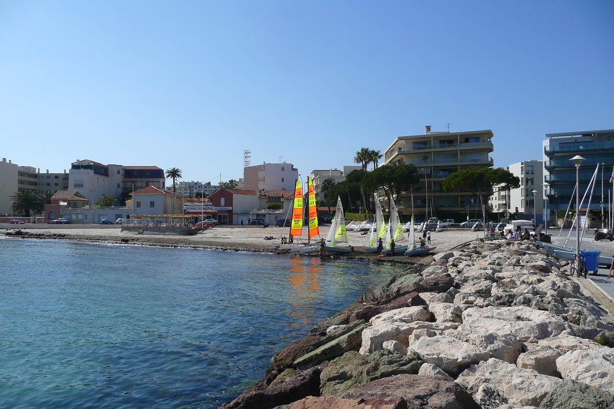 照片 法国(France) 戛纳(Cannes) 加扎涅尔海滩(Plage Gazagnaire) 2008-03 78
