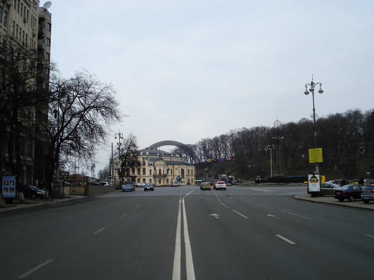 照片 乌克兰(Ukraine) 基辅(Kiev) 赫雷夏蒂克大街(Kreschatyk Street) 2007-03 20