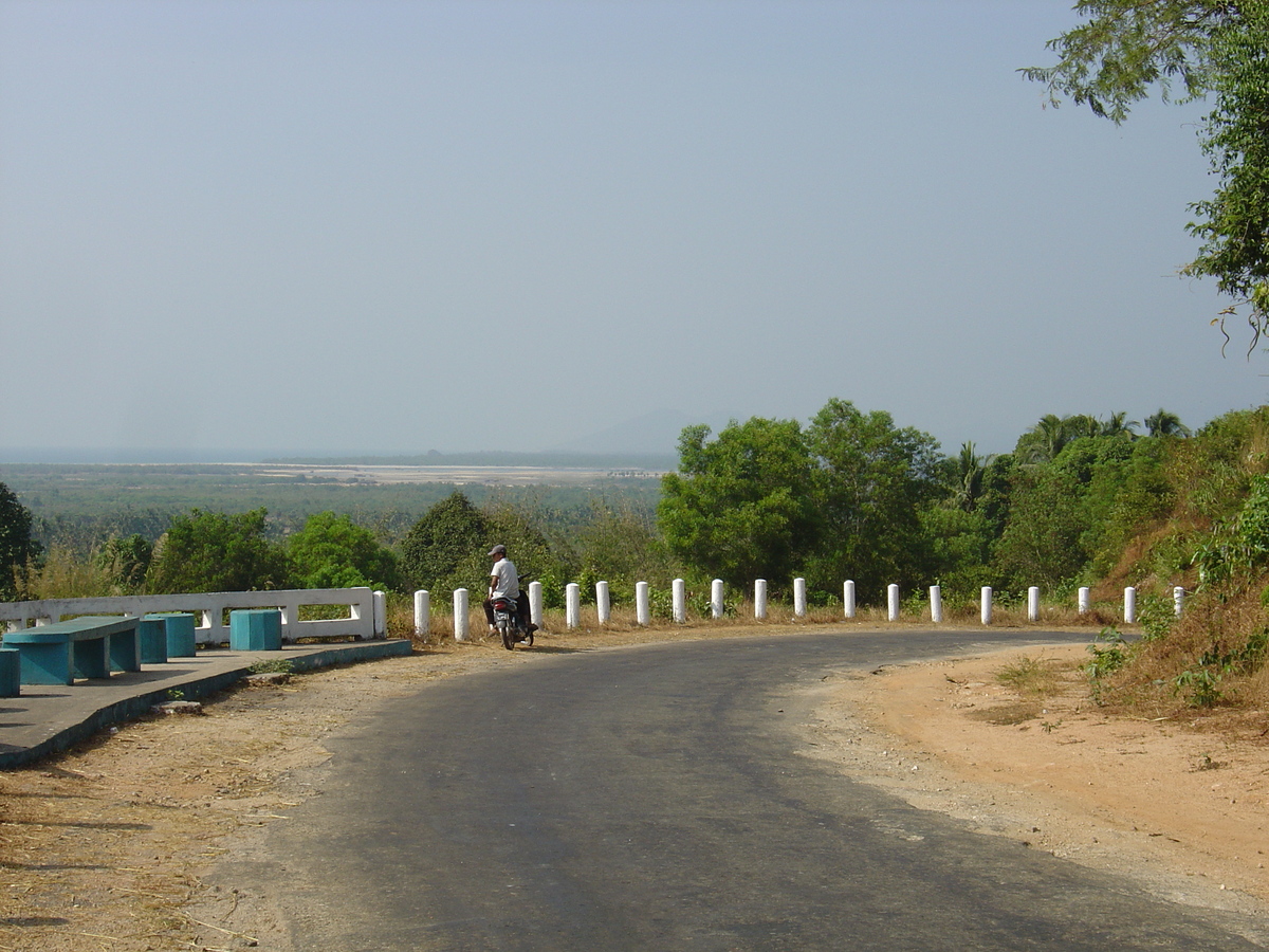 照片 缅甸(Myanmar) 土瓦至茂马干海滩公路(Road from Dawei to Maungmagan beach) 2005-01 50