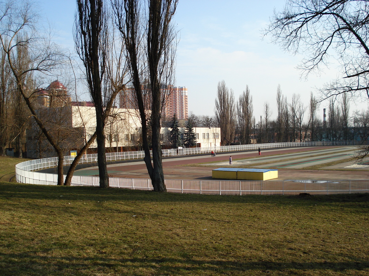 照片 乌克兰(Ukraine) 基辅(Kiev) 体育广场(Sportyvna) 2007-03 4
