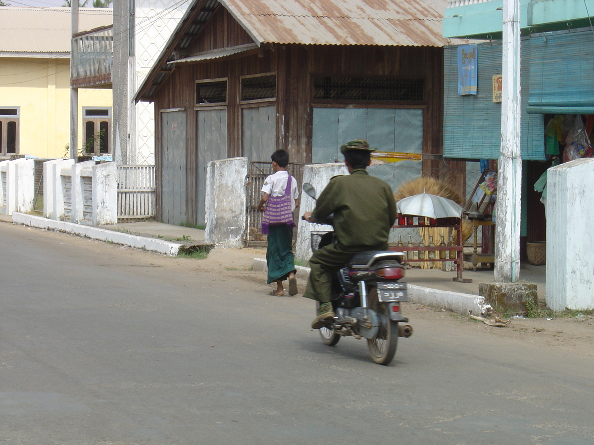 照片 缅甸(Myanmar) 土瓦(Dawei (TAVOY)) 2005-01 167