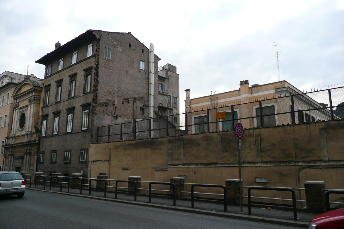 照片 意大利(Italy) 罗马(Rome) 贾尼科洛台伯河滨路(Lungotevere Gianicolense) 2007-11 10