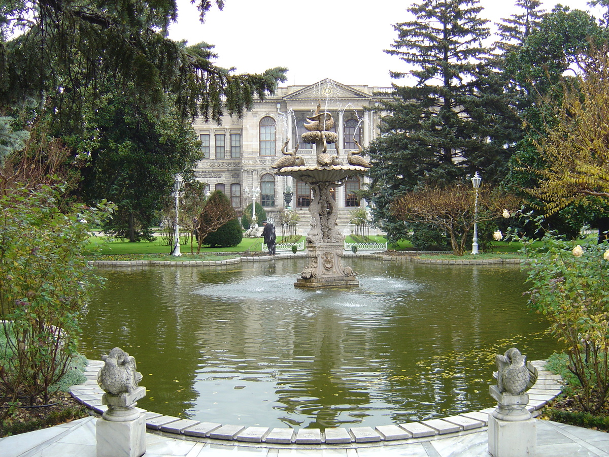 照片 土耳其(Turkey) 伊斯坦布尔(Istanbul) 多尔玛巴赫切宫(Dolmabahce Palace) 2004-12 17