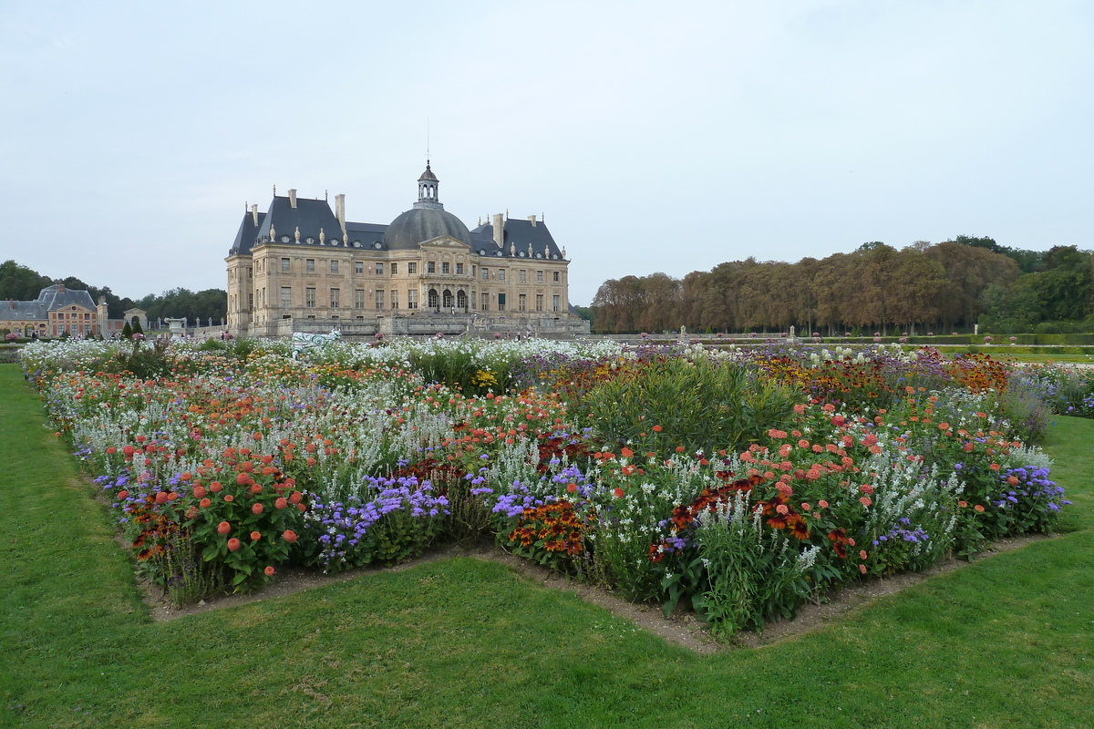 照片 法国(France) 沃子爵城堡(Vaux Le Vicomte Castle) 沃子爵城堡花园(Vaux Le Vicomte Gardens) 2010-09 13
