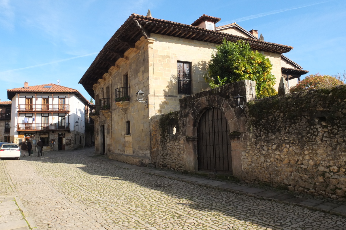 照片 西班牙(Spain) 桑蒂利亚纳德尔马尔(Santillana del Mar) 2013-01 23