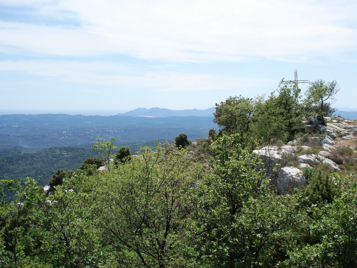照片 法国(France) 旺斯(Vence) 巴乌山(Baou) 2006-06 23
