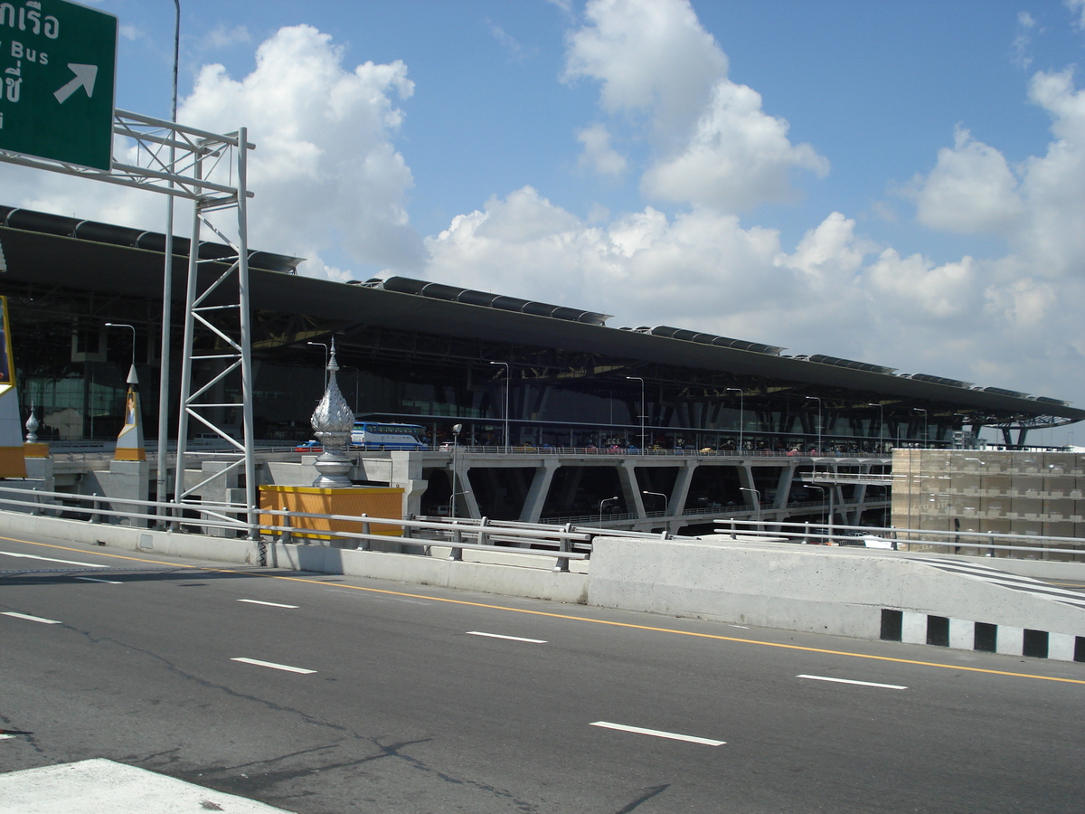 照片 泰国(Thailand) 曼谷(Bangkok) 素万那普机场(Suvarnabhumi Airport) 2007-02 85