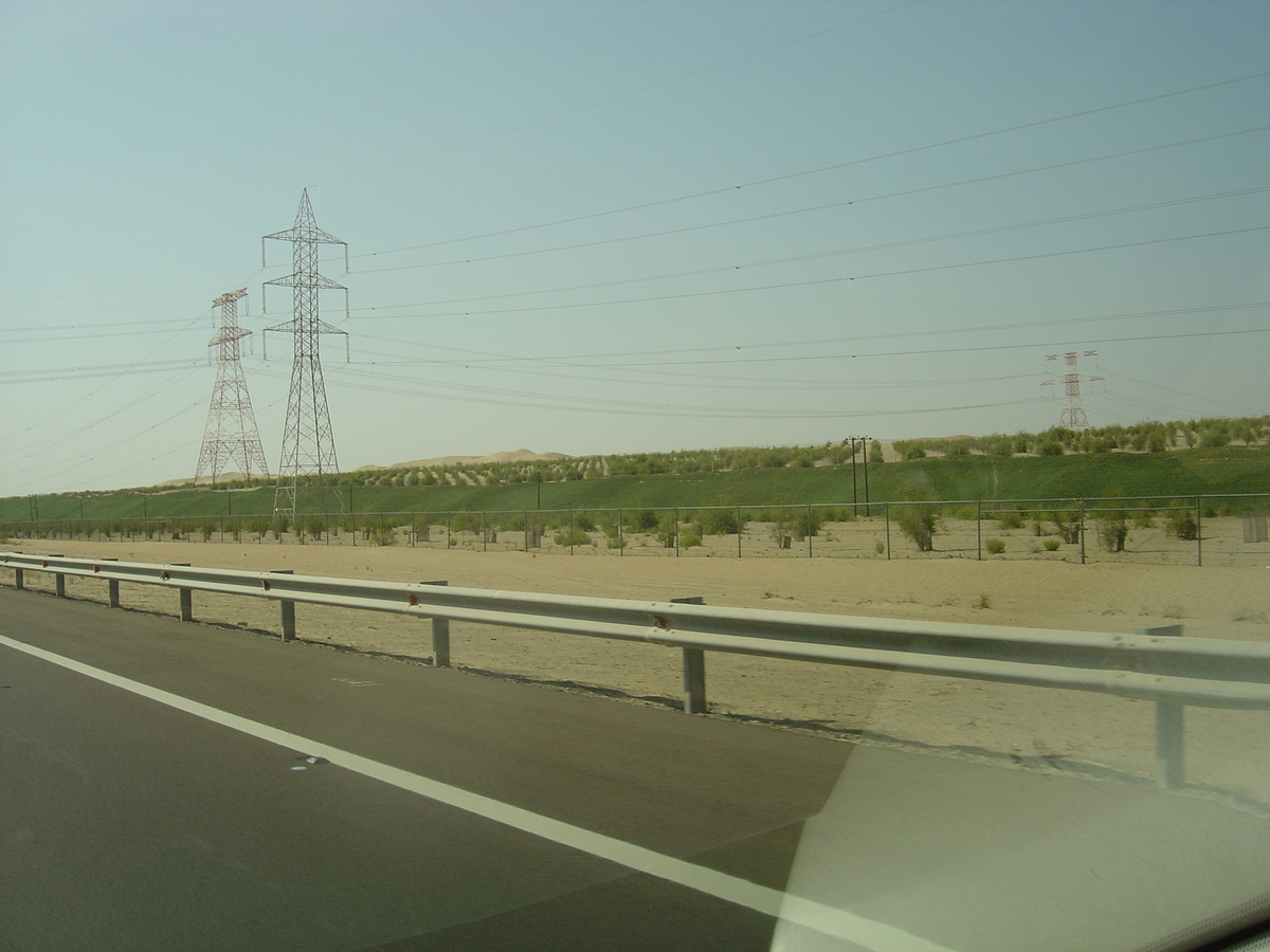 照片 阿联酋(United Arab Emirates) 艾因至阿布扎比公路(Al Ain to Abu Dhabi Road) 2005-09 6
