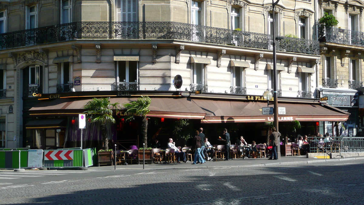 照片 法国(France) 巴黎(Paris) 第十七区(17th Arrondissement) 瓦格拉姆大街(Avenue de Wagram) 2007-05 6