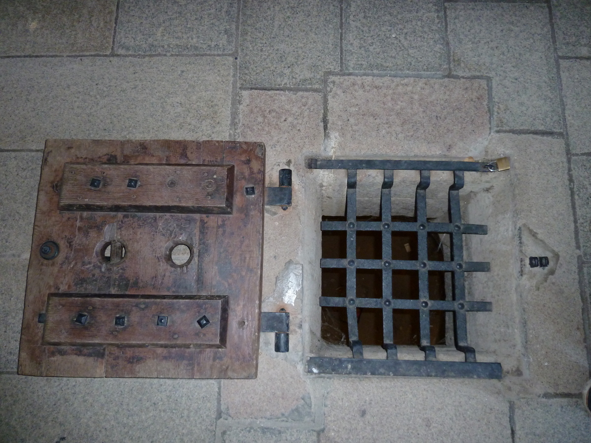 照片 法国(France) 富热尔(Fougeres) 2010-04 44