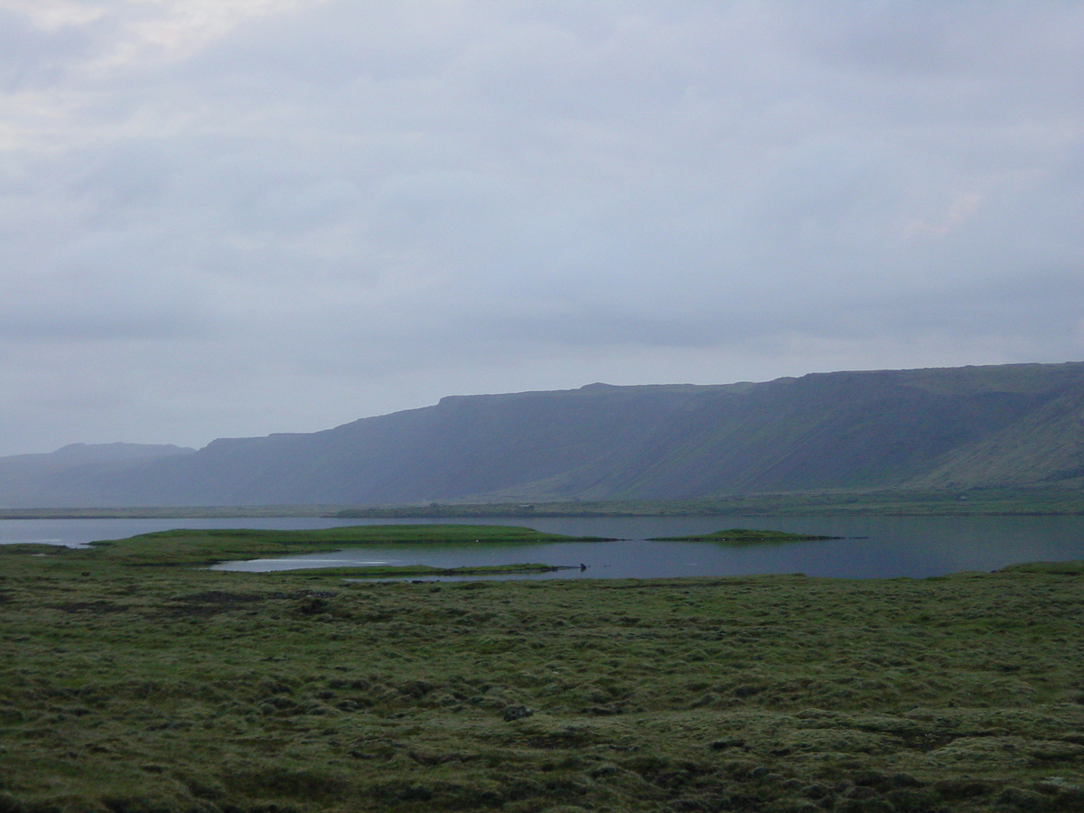 照片 冰岛(Iceland) 42号公路：塞尔沃古尔附近(Road 42 near Selvogur) 2003-06 1